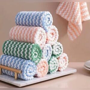 NEW 10 PIECE CHEVRON PATTERN RAGS